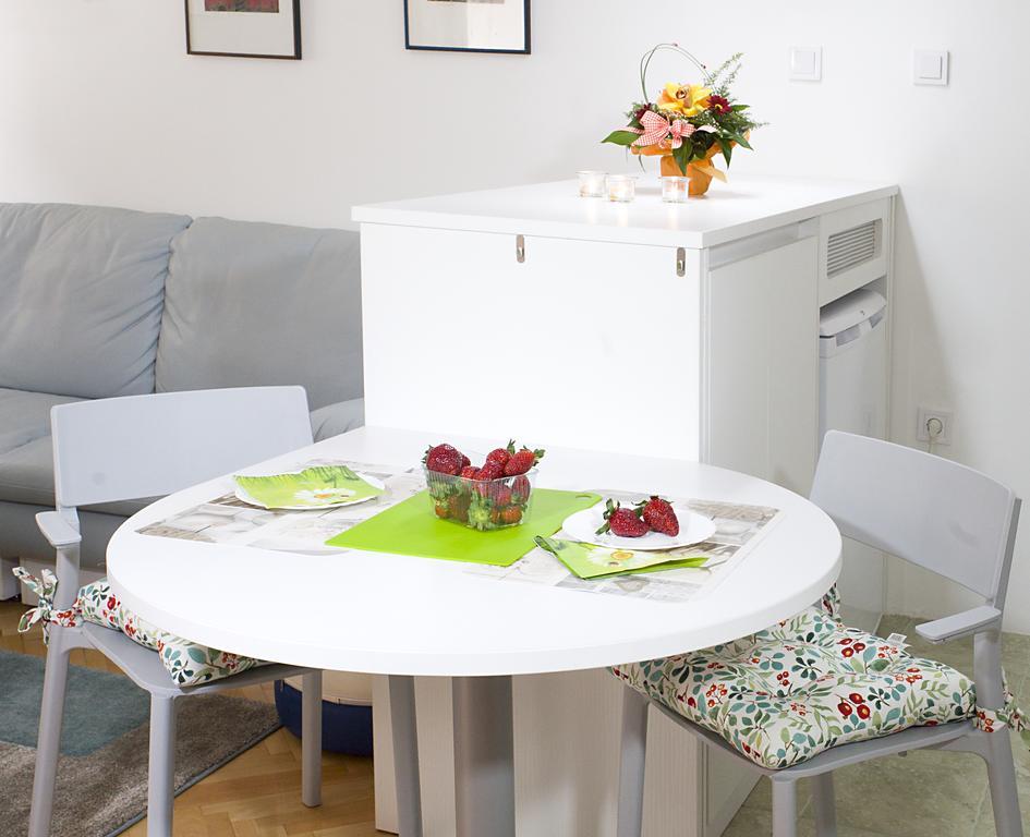 Magnolia Apartments Скопие Екстериор снимка