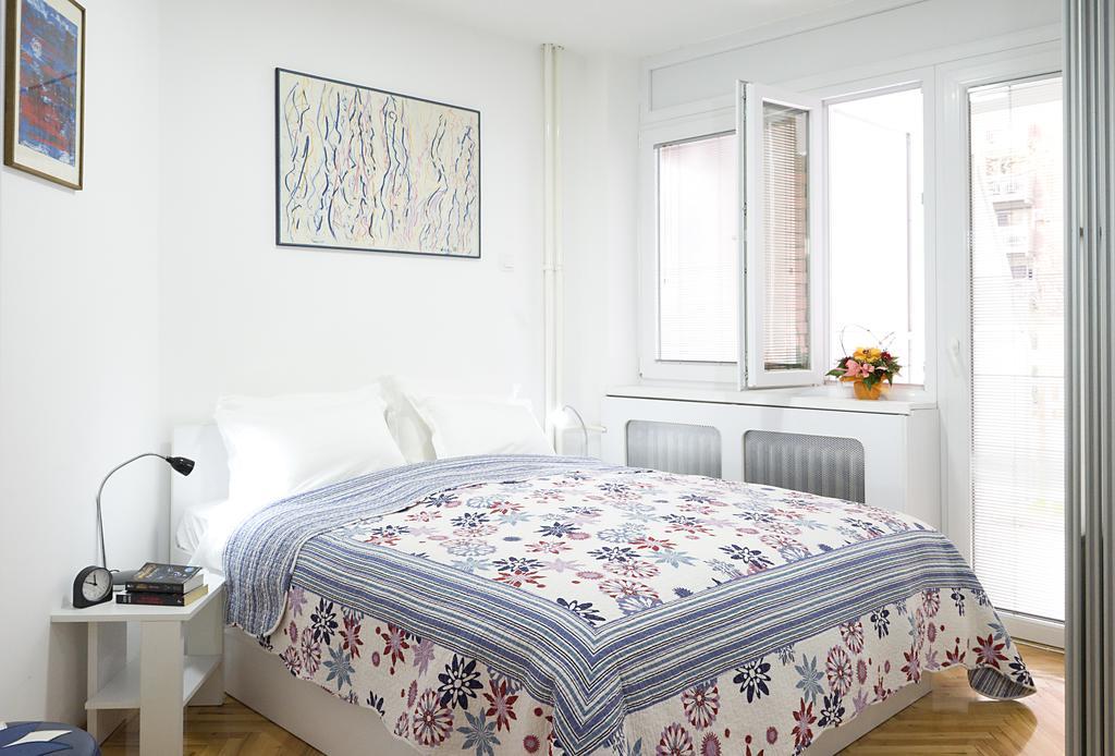 Magnolia Apartments Скопие Екстериор снимка
